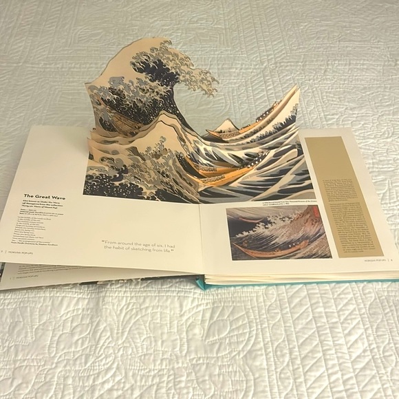Hokusai Pop-Ups Book - Picture 3 of 9